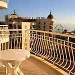 Хотел Prestige Grand & Aquapark 4*