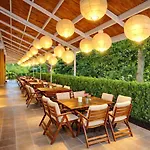 Хотел Prestige Grand & Aquapark 4*