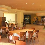 Prestige Grand & Aquapark 4* גולדן סנדס