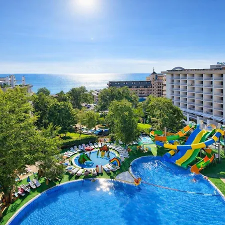 Prestige Grand & Aquapark 酒店