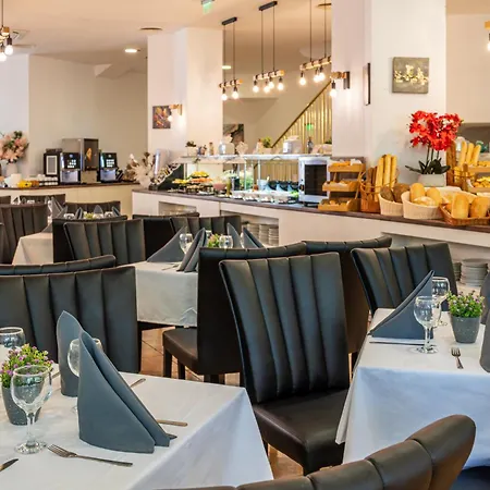Hotel Prestige Grand & Aquapark Golden Sands